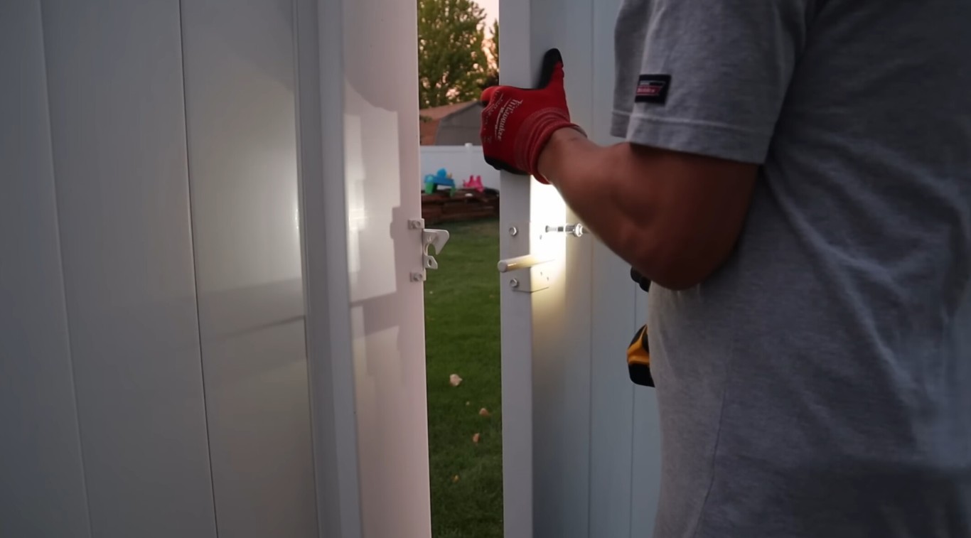 Fence Repair & Replacement service in Cathedral City, CA